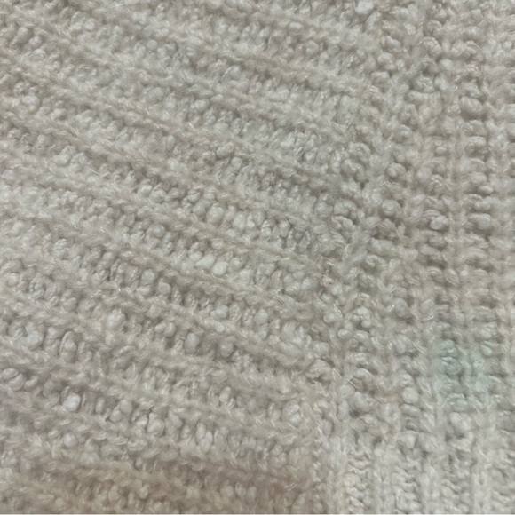 Moth Sweater Medium wool - Picture 7 of 8